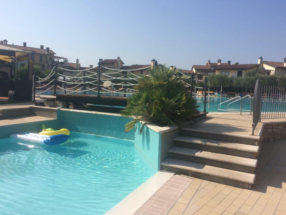 La Chicca Del Garda Lägenhet Peschiera del Garda Exteriör bild