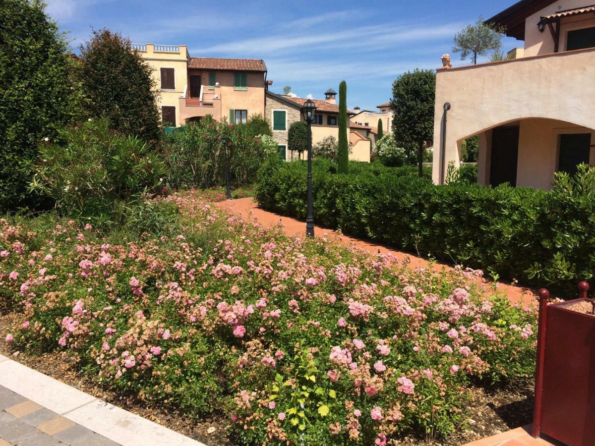 La Chicca Del Garda Lägenhet Peschiera del Garda Exteriör bild