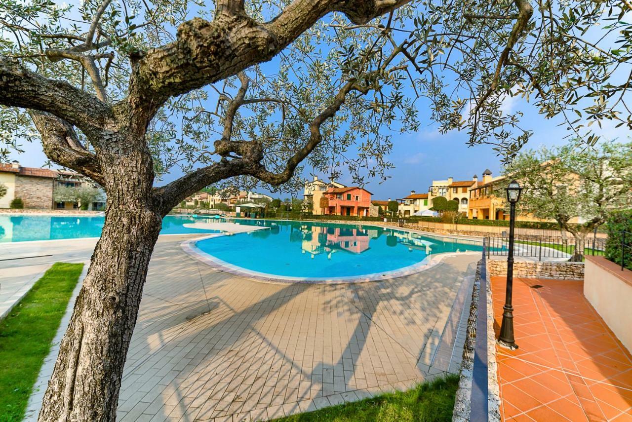 La Chicca Del Garda Lägenhet Peschiera del Garda Exteriör bild