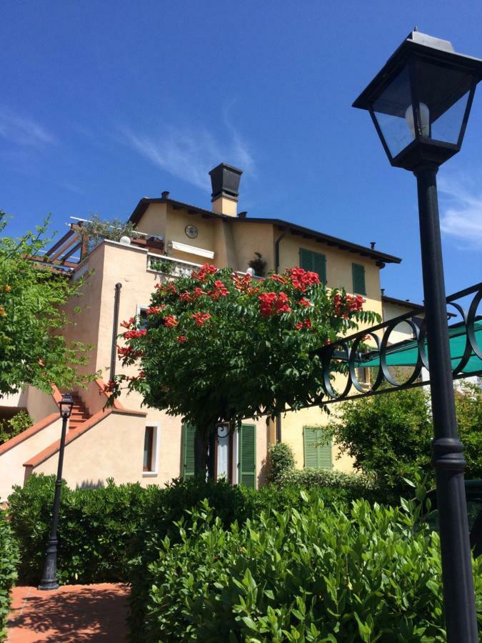 La Chicca Del Garda Lägenhet Peschiera del Garda Exteriör bild