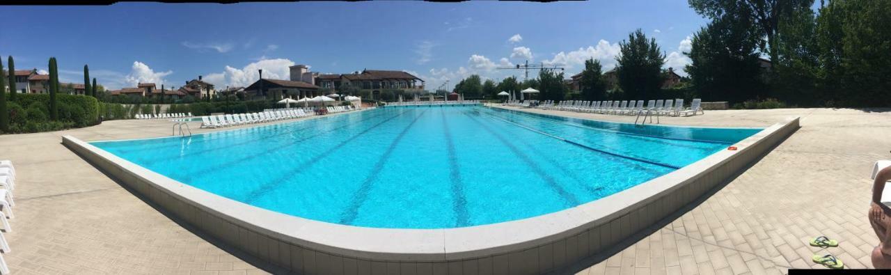 La Chicca Del Garda Lägenhet Peschiera del Garda Exteriör bild